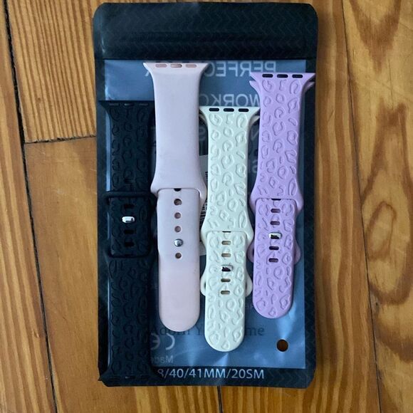 Apple Watch Design Bands Cheetah Design 38/40/41 MM - Picture 1 of 2